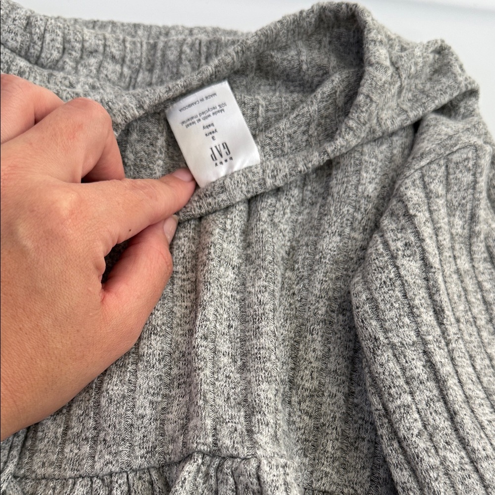 GAP Kids Gray Ribbed Matching Set - Picture 3 of 3